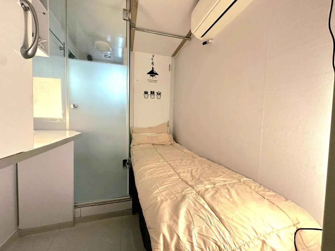 Ivy Residence Seoul Hostel